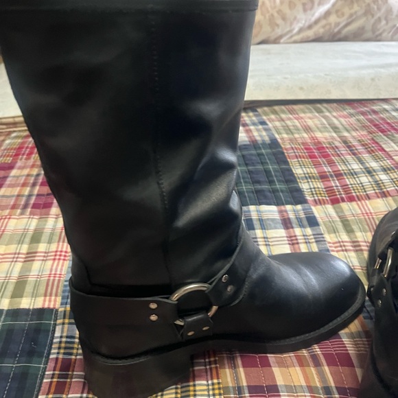 Charles David Black Leather Footwear - Picture 4 of 6